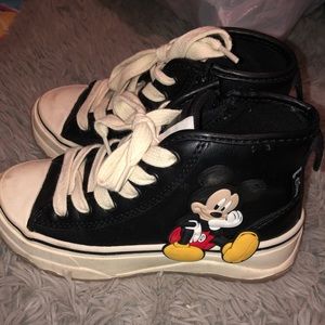 Zara Minnie Mouse Sneakers
